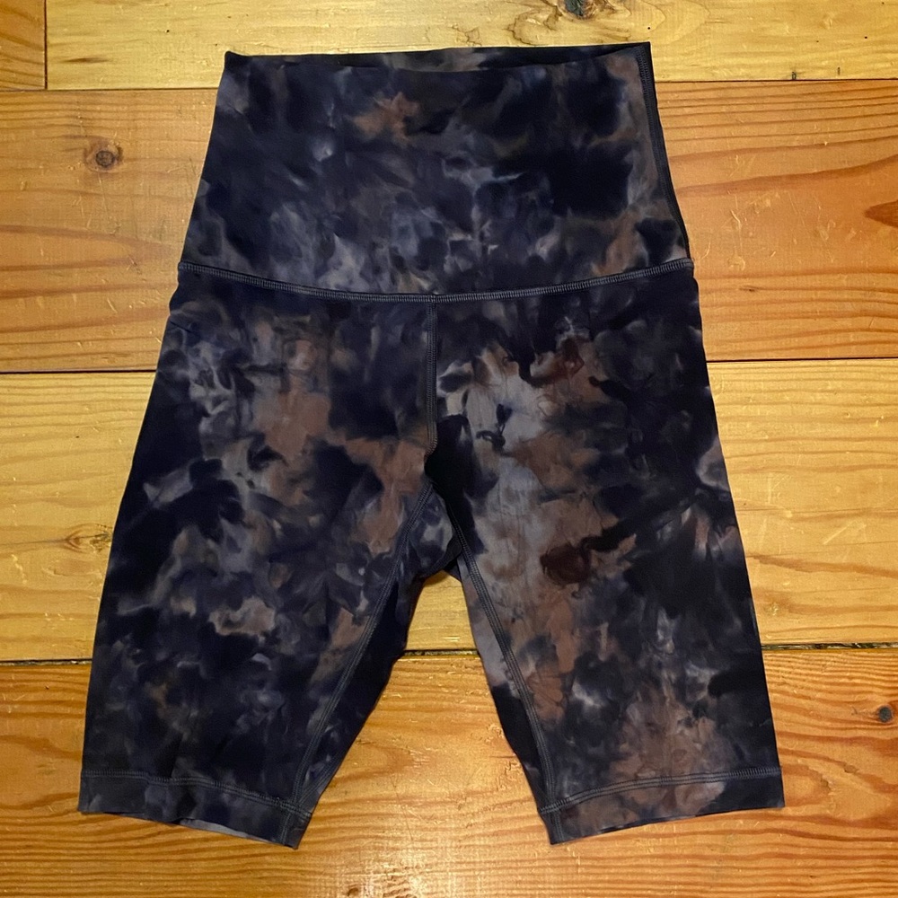 Lululemon align 10” bike shorts